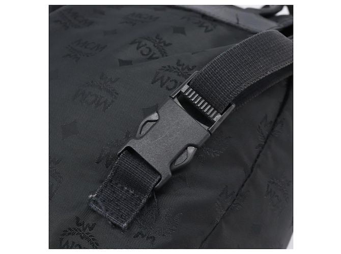 Zaino MCM Vicetos Logogram Nylon Black Gold Auth bs37198 Nero D'oro - vista 16