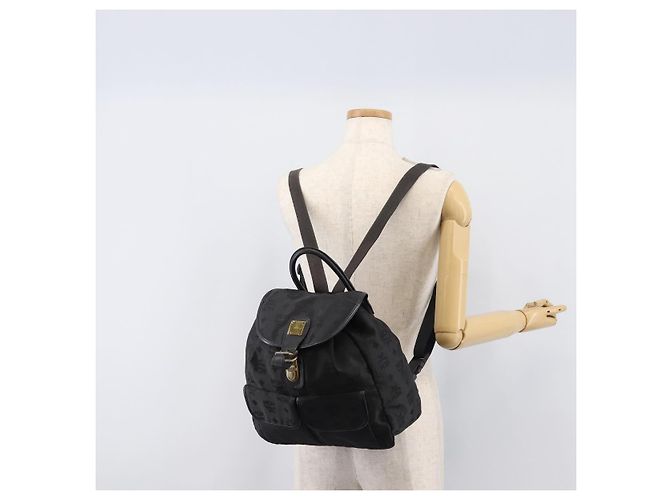 Zaino MCM Vicetos Logogram Nylon Black Gold Auth bs37198 Nero D'oro - vista 26