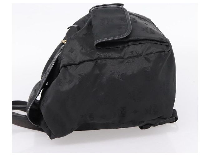 Zaino MCM Vicetos Logogram Nylon Black Gold Auth bs37198 Nero D'oro - vista 4