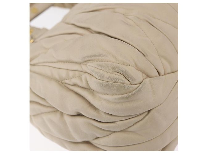 Borsa a mano Miu Miu Matelassé in pelle 2way Beige Gold Auth 167655A D'oro - vista 20
