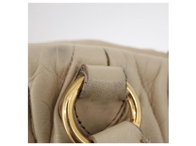 Borsa a mano Miu Miu Matelassé in pelle 2way Beige Gold Auth 167655A D'oro - vista 35