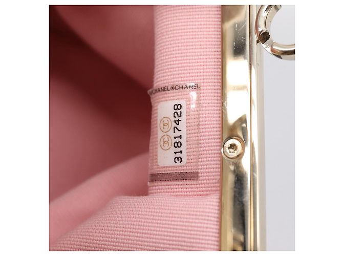 CHANEL Pochette a catena in pelle d'agnello nera dettagli dorati CC Auth 206662SAV Nero - vista 11