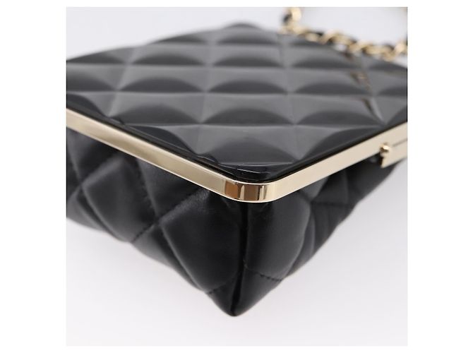 CHANEL Pochette a catena in pelle d'agnello nera dettagli dorati CC Auth 206662SAV Nero - vista 15
