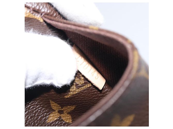 LOUIS VUITTON Monogram Menilmontant PM Shoulder Bag M40474 LV Auth 207347SAV Monogramma - vista 11