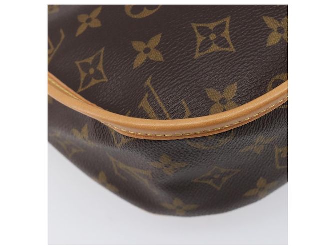 LOUIS VUITTON Monogram Menilmontant PM Shoulder Bag M40474 LV Auth 207347SAV Monogramma - vista 18