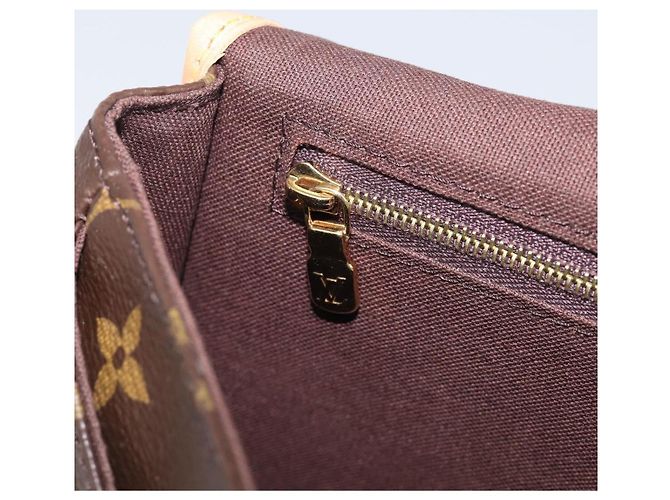 LOUIS VUITTON Monogram Menilmontant PM Shoulder Bag M40474 LV Auth 207347SAV Monogramma - vista 24