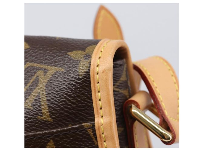 LOUIS VUITTON Monogram Menilmontant PM Shoulder Bag M40474 LV Auth 207347SAV Monogramma - vista 9