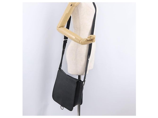 LOUIS VUITTON Borsa a tracolla Taiga Andrei Ardoise M32482 LV Auth 206759 - vista 23