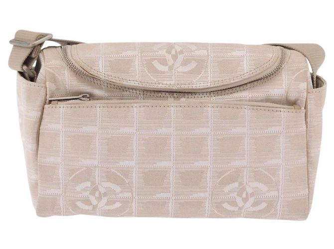 Borsa a tracolla CHANEL New Travel Line Canvas Beige Silver CC Auth fm5465A Argento - vista 13