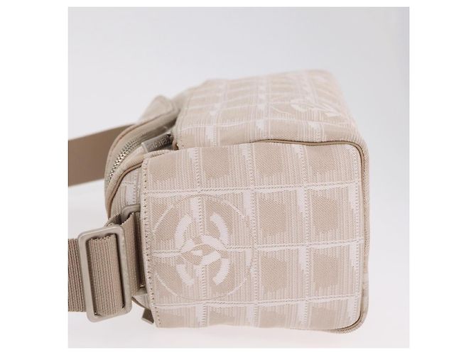 Borsa a tracolla CHANEL New Travel Line Canvas Beige Silver CC Auth fm5465A Argento - vista 6