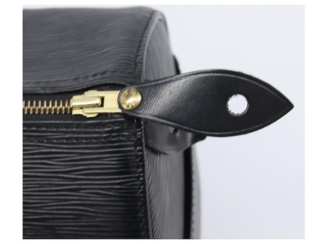 LOUIS VUITTON Epi Speedy 30 Hand Bag Noir M43002 LV Auth BA16002V Nero - vista 9