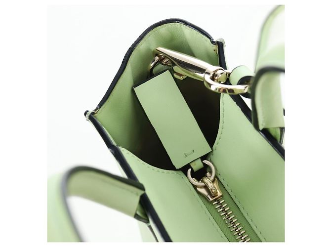 Sac à main Valentino en cuir 2way Vert Or Auth 206792A Doré - vue 22