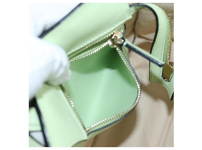 Sac à main Valentino en cuir 2way Vert Or Auth 206792A Doré - vue 26