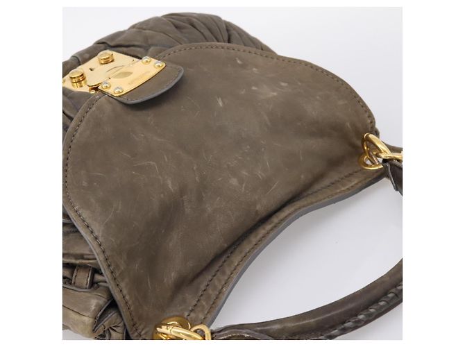 Bolsa de Mão Miu Miu Matelassé em Couro 2way Cinza Tom Dourado Auth 167729A Marrom - vista 6