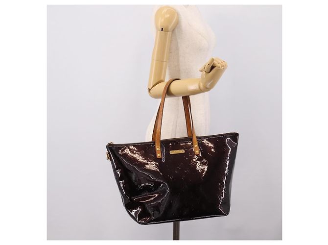 Bolso Tote LOUIS VUITTON Monogram Vernis Bellevue GM Amarante M93589 Auth ka6486 Burdeos - vista 22