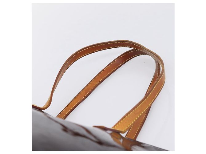 Bolso Tote LOUIS VUITTON Monogram Vernis Bellevue GM Amarante M93589 Auth ka6486 Burdeos - vista 8