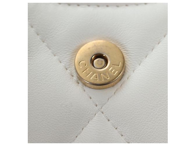 CHANEL Matelasse Chain Shoulder Pouch Lamb Skin Gold White CC Auth 206352SAM Bianco D'oro - vista 24