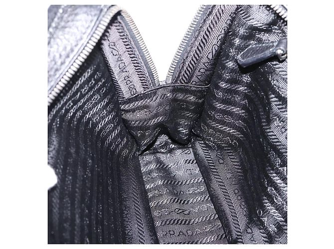 Bolso Tote PRADA de cuero negro plata Auth BA16052A - vista 25