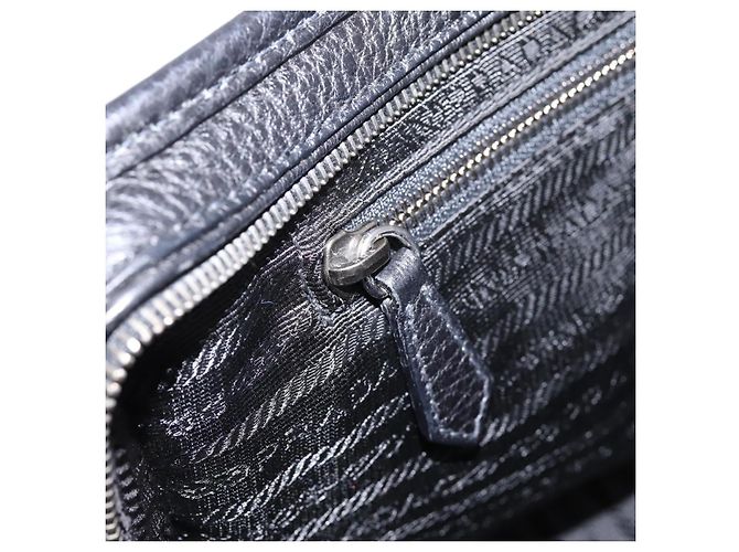 Bolso Tote PRADA de cuero negro plata Auth BA16052A - vista 26