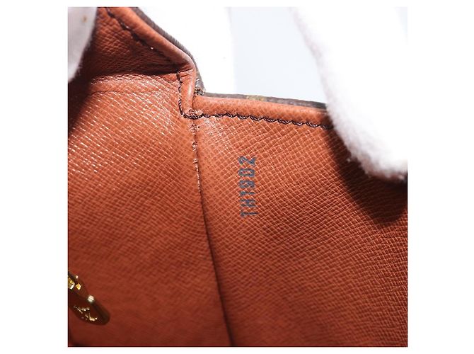 LOUIS VUITTON Monogram Saint Cloud GM Shoulder Bag M51242 LV Auth 205372V Monogramme - vue 11
