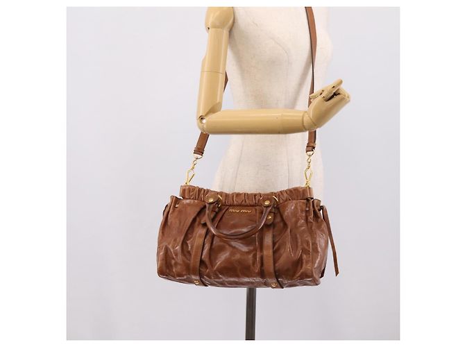 Borsa a mano Miu Miu con fiocco laterale in pelle 2way Brown Gold RT0383 Auth am12737M Marrone D'oro - vista 24