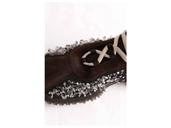 Miu Miu Sneakers in tessuto tecnico ricamato bubble marrone - vista 5
