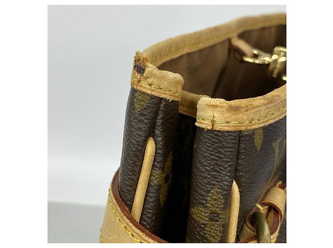 Bolso Tote Vertical Louis Vuitton Monogram Batignolles Castaño - vista 7