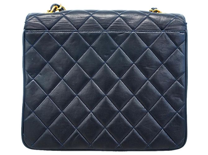 Chanel Matelassé Schultertasche mit Kette Marineblau - Ansicht 12