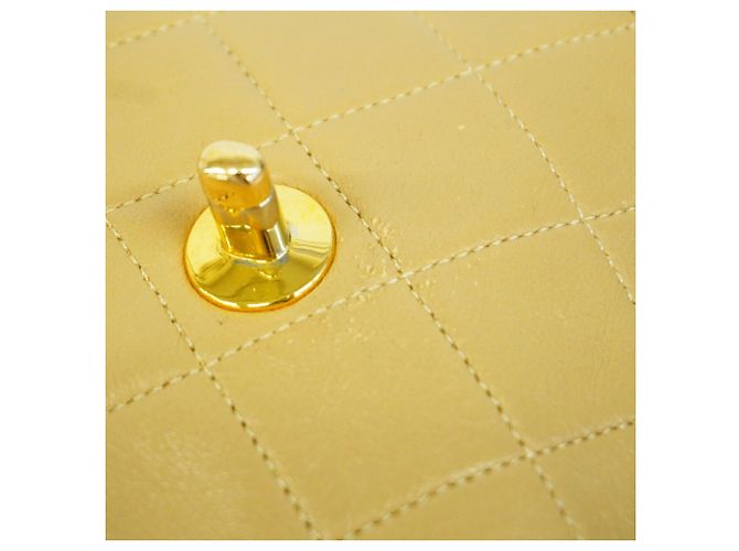 Borsa a tracolla Chanel Matelassé con catena Beige - vista 11