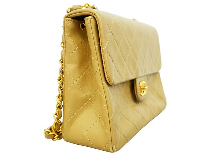 Borsa a tracolla Chanel Matelassé con catena Beige - vista 2