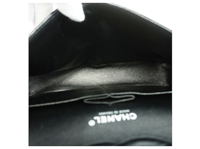 Timeless Borsa a Tracolla Chanel Matelassé Nera Nero - vista 4