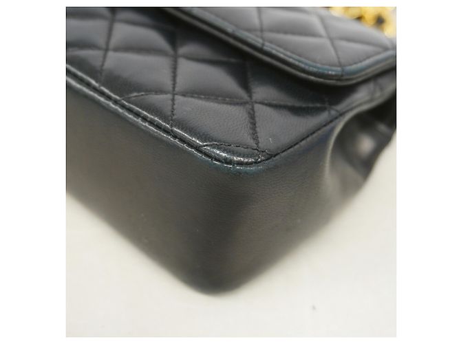 Timeless Borsa a tracolla con catena Chanel Matelassé Nero - vista 6