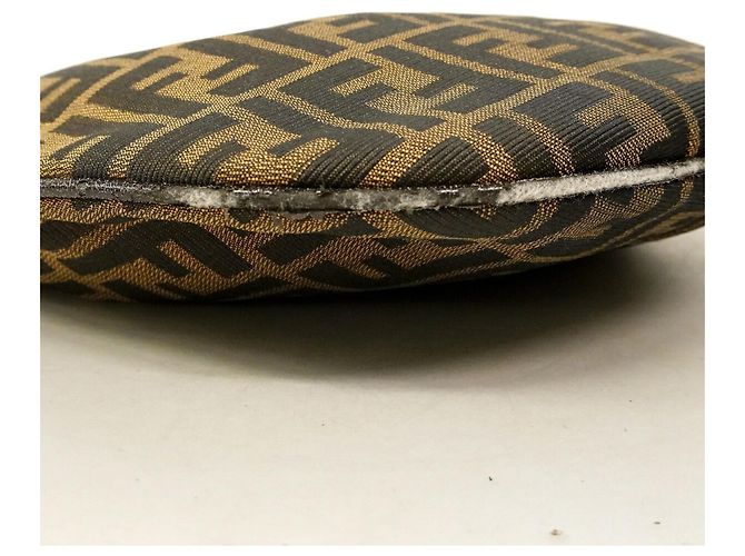 Fendi Zucca Schultertasche aus Nylon und Canvas Braun - Ansicht 6