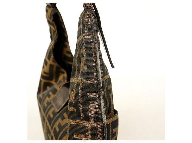 Fendi Zucca Schultertasche aus Nylon und Canvas Braun - Ansicht 7