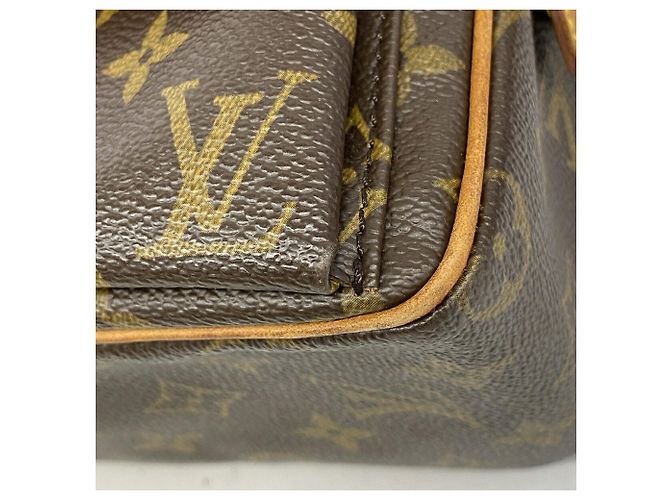 Bolsa de Ombro Louis Vuitton Monogram Vivacite MM Marrom - vista 6