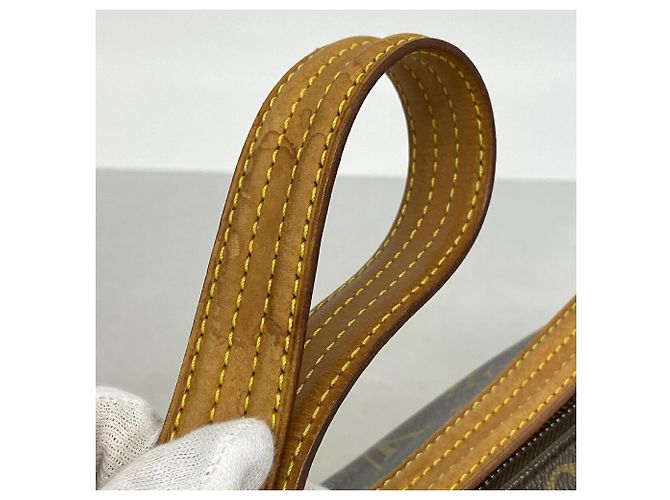 Bolsa de Ombro Louis Vuitton Monogram Vivacite MM Marrom - vista 7