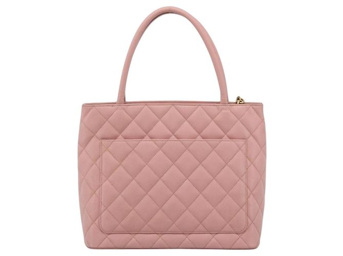 Chanel Medallion Quilted Caviar Rosa - vista 2