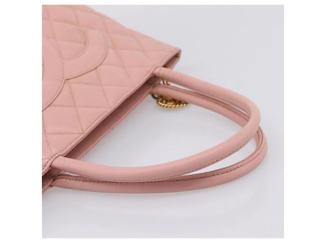 Chanel Medallion Quilted Caviar Rosa - vista 7