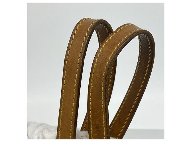Bolso de hombro Louis Vuitton Monogram Cite MM Castaño - vista 7