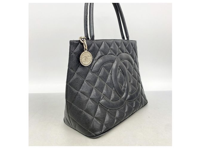 Borsa Tote Chanel in pelle di vitello martellata nera Nero - vista 2