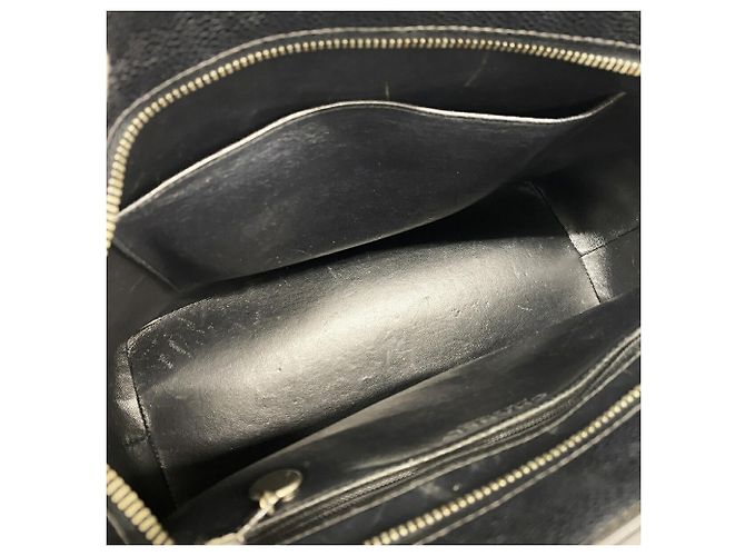 Borsa Tote Chanel in pelle di vitello martellata nera Nero - vista 4