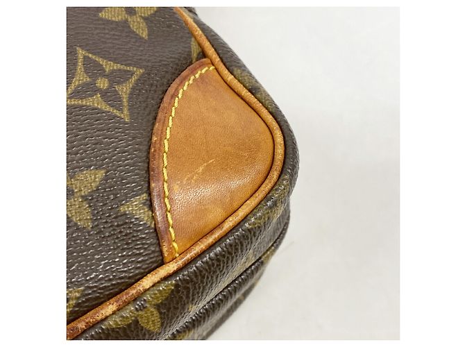 Borsa a tracolla Louis Vuitton Monogram Amazon Marrone - vista 11