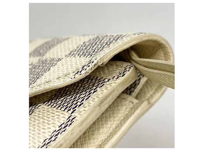 Carteira Longa Louis Vuitton Tri-Fold Branco - vista 6