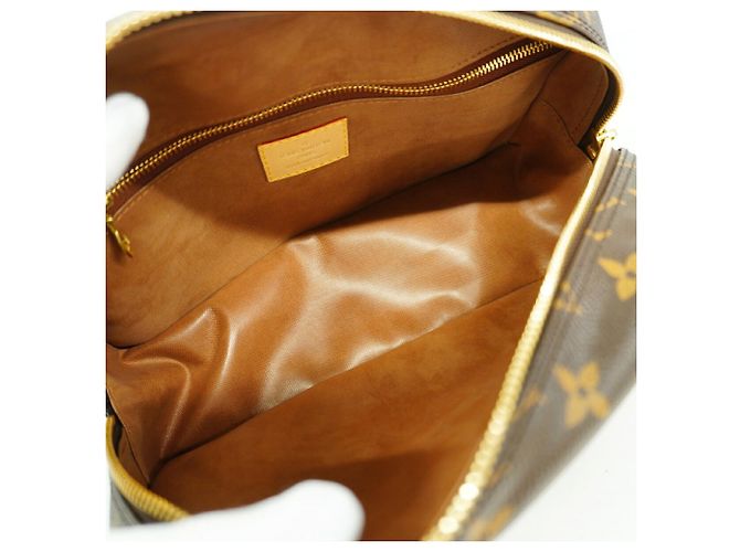 Bolso/Neceser Louis Vuitton Monogram Toilette 25 Castaño - vista 4