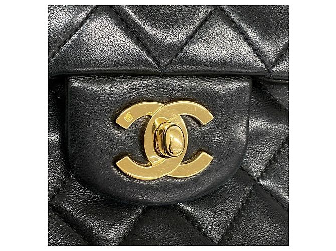 Timeless Borsa a Tracolla Chanel Matelassé Nero - vista 11