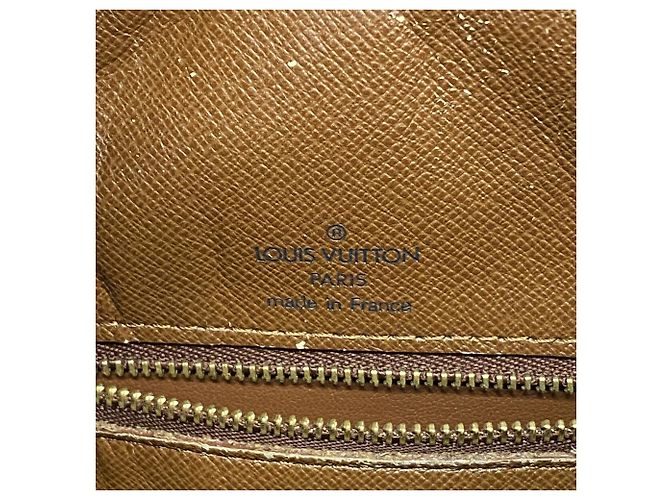 Bolsa de Ombro Louis Vuitton Monogram Boulogne 30 Marrom - vista 5