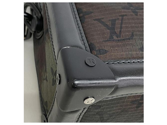 Borsa a tracolla Soft Trunk Monogram Camouflage Louis Vuitton Nero Cachi - vista 8