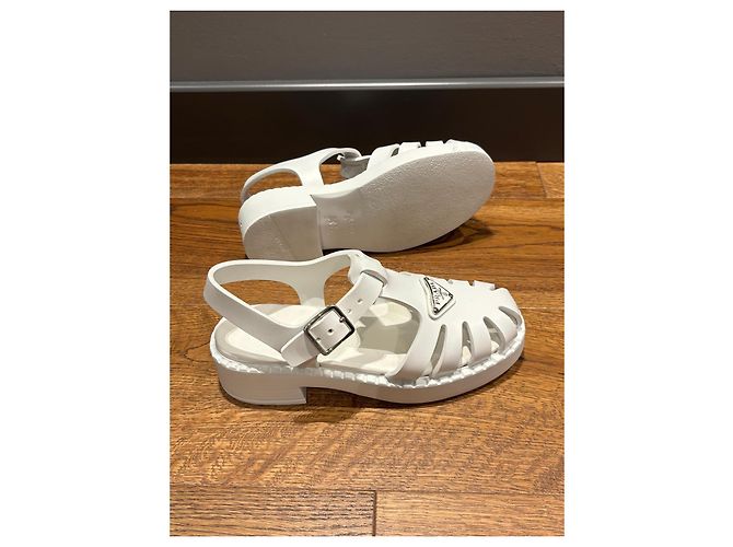 Prada Sandali Jelly in gomma bianca Bianco - vista 9