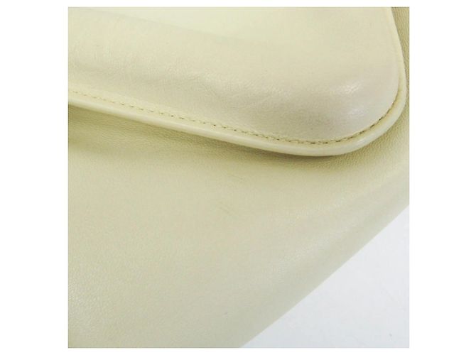 Bottega Veneta Beak Leather Small Beige - Ansicht 6