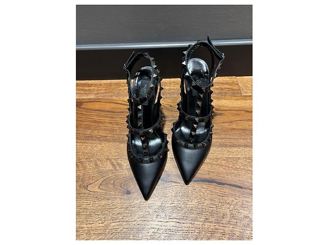 Valentino Garavani Rockstud Décolleté in Pelle Nera Nero - vista 10